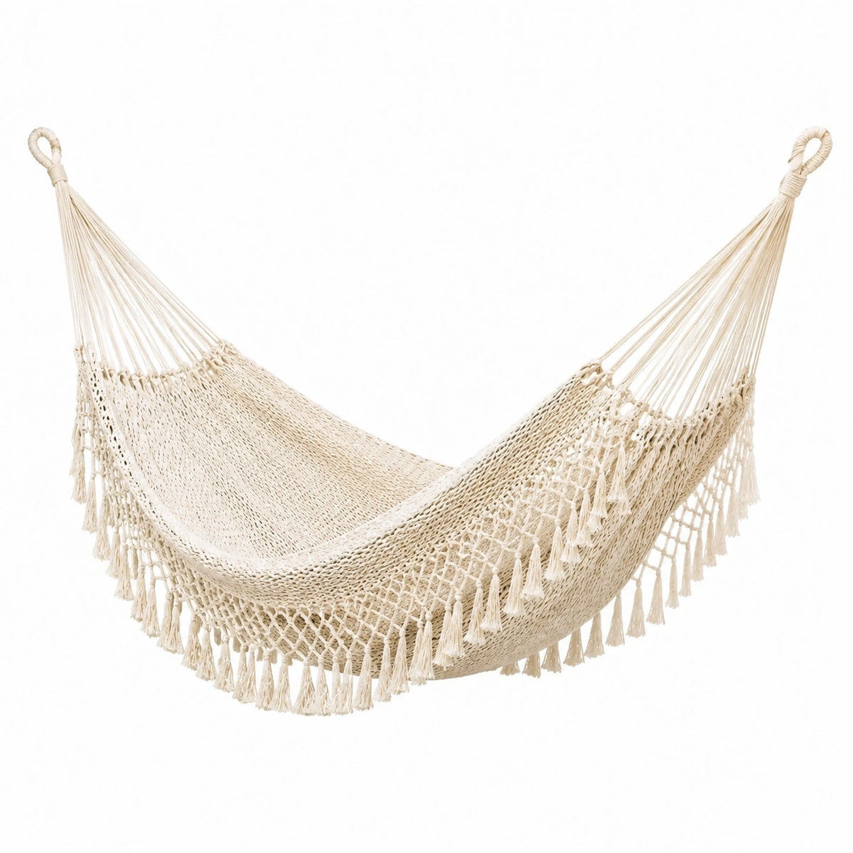 Hamac en coton écru 200 x 100 cm avec franges, style bohème, suspendu, par Aqvirel, pour intérieur ou extérieur.
